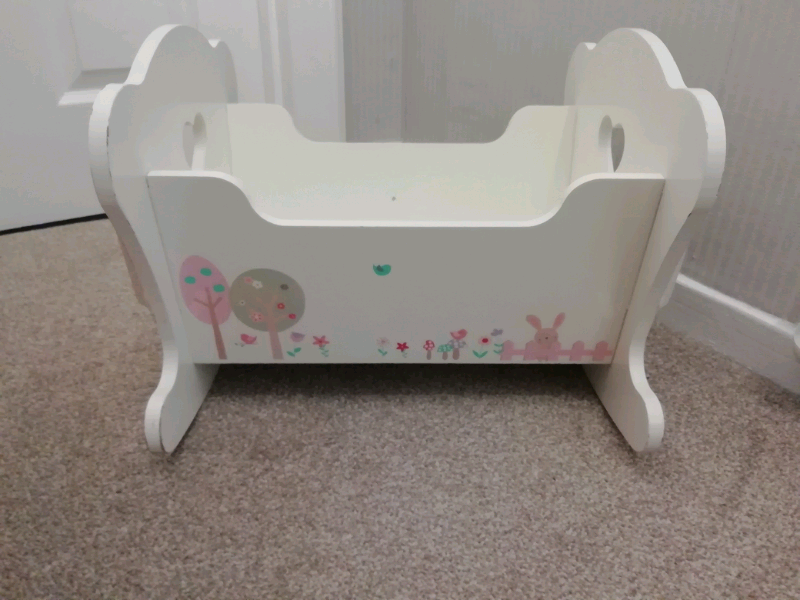 asda dolls crib